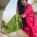 Poonam Kaur Instagram - Kaur 💓🙏🌸 All that is organic lives for a life time ..... All that is forced leaves in no time ..... There was no plan and there is no plan .... Let the lord take over ..... All that I know is - he sends angels 👼 to protect me 💓 #rabrakha #sabtera #babananak #punjabiyat
