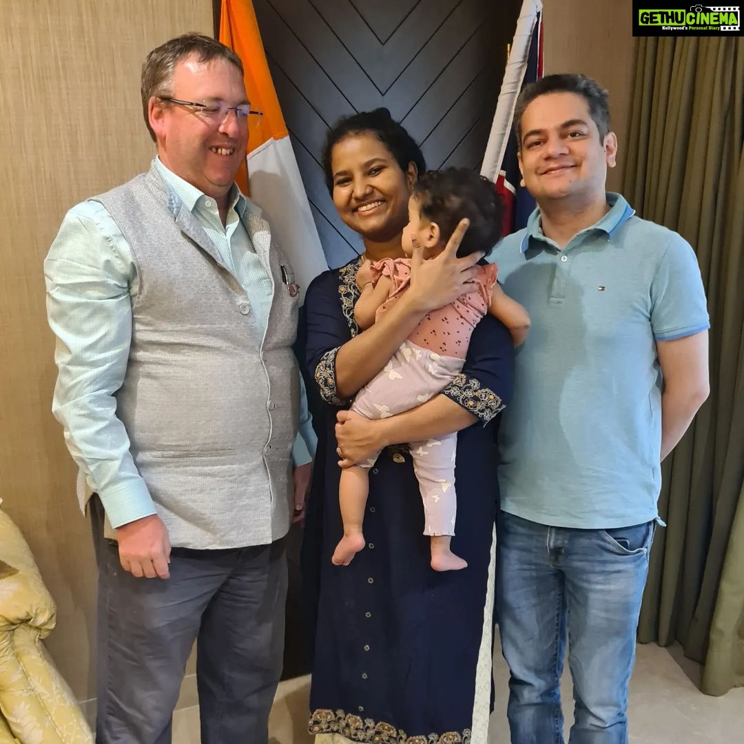 Poonam Kaur Instagram - Highlights of 2022 #3 Time with #friends made in India of which there are but a few and tags are limited to 20 so I can't even acknowledge you all - but those here and those elsewhere - I wish you each a Happy and blessed New Year. It was painful and emotional to say all those farewells but none are really goodbyes. Do keep in touch until next time.