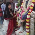 Poonam Kaur Instagram - #gurupoornima గురువు మీ శ్వాస కావచ్చు, మీ హృదయ స్పందన కావచ్చు లేదా మీ విముక్తి కావచ్చు. गुरु आपकी सांस, आपके दिल की धड़कन या आपकी मुक्ति हो सकता है ll The Guru can be your breath, your heartbeat, or your Liberation. -sadguru