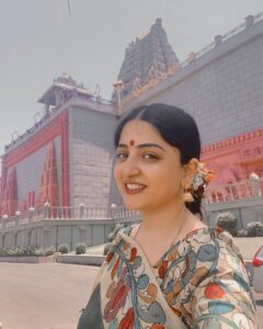 Poonam Kaur Instagram - #laxminarasimhaswamy #telangana #yadgirigutta