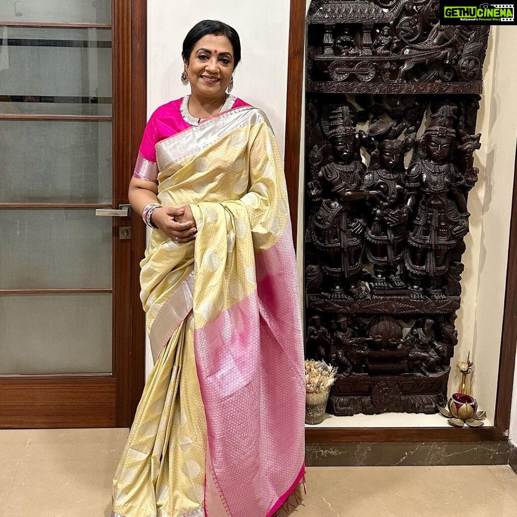 Poornima Bhagyaraj Instagram - Dressing up for an occasion. Outfit by @poornimas_store