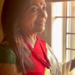 Poornima Bhagyaraj Instagram – Wedding season. Loved dressing up in this totally contrasting blouse and saree.Blouse design and embroidery by @poornimas_store