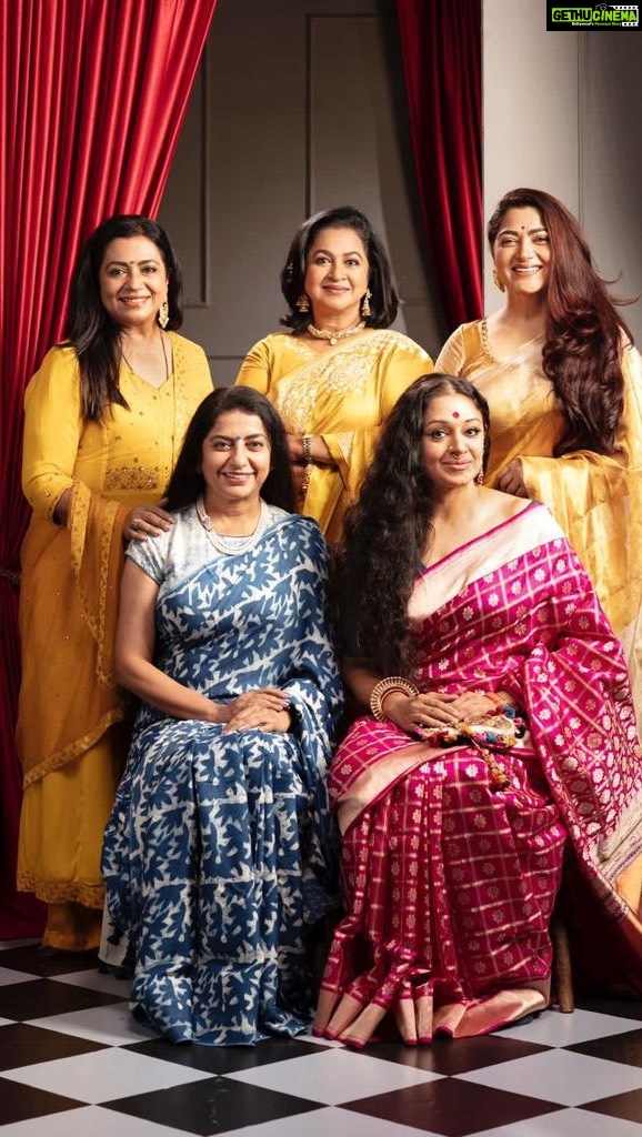 Poornima Bhagyaraj Instagram - Happy friendship day. So glad to have met so many friends in my life. Am sure I’ve missed some photos but all are deeply etched in my mind. Lots and lots of love