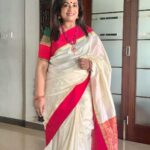 Poornima Bhagyaraj Instagram - Wedding season. Loved dressing up in this totally contrasting blouse and saree.Blouse design and embroidery by @poornimas_store