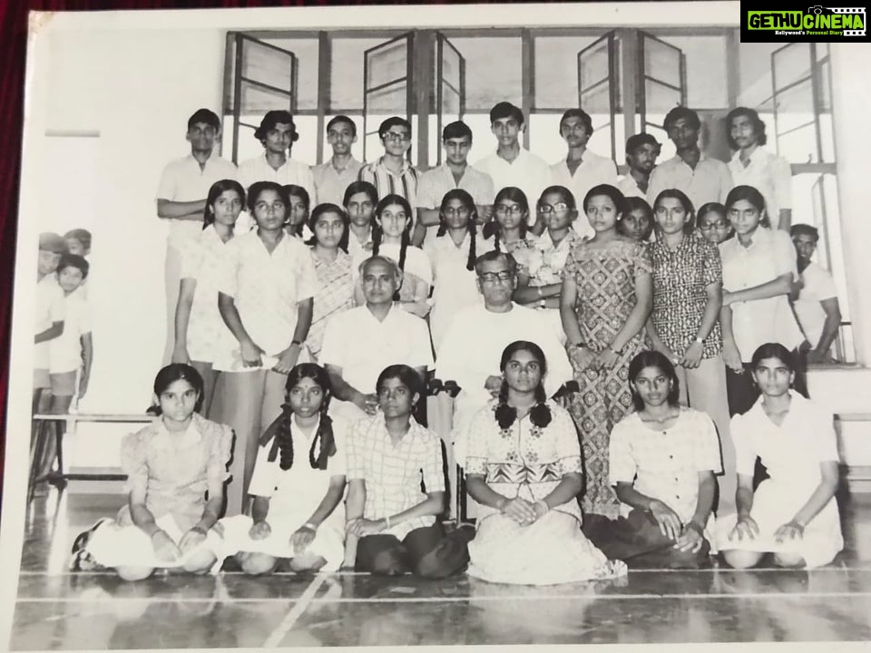 Poornima Bhagyaraj Instagram - A few of my dear teachers from #udayachalhighschool ,Vikhroli,mumbai, in the #godrejandboyce campus. Thank you so much for making into what we are today , for moulding us in the right way and showing us the right direction. I could get only a few pictures. Thank you allππΌππΌππΌ Ms Jahina, Mr Trivedi,Ms Coelho, Mr Singh, Ms Rekha, , Mrs Pinto , Mr Nair, Mrs Ghatikar
