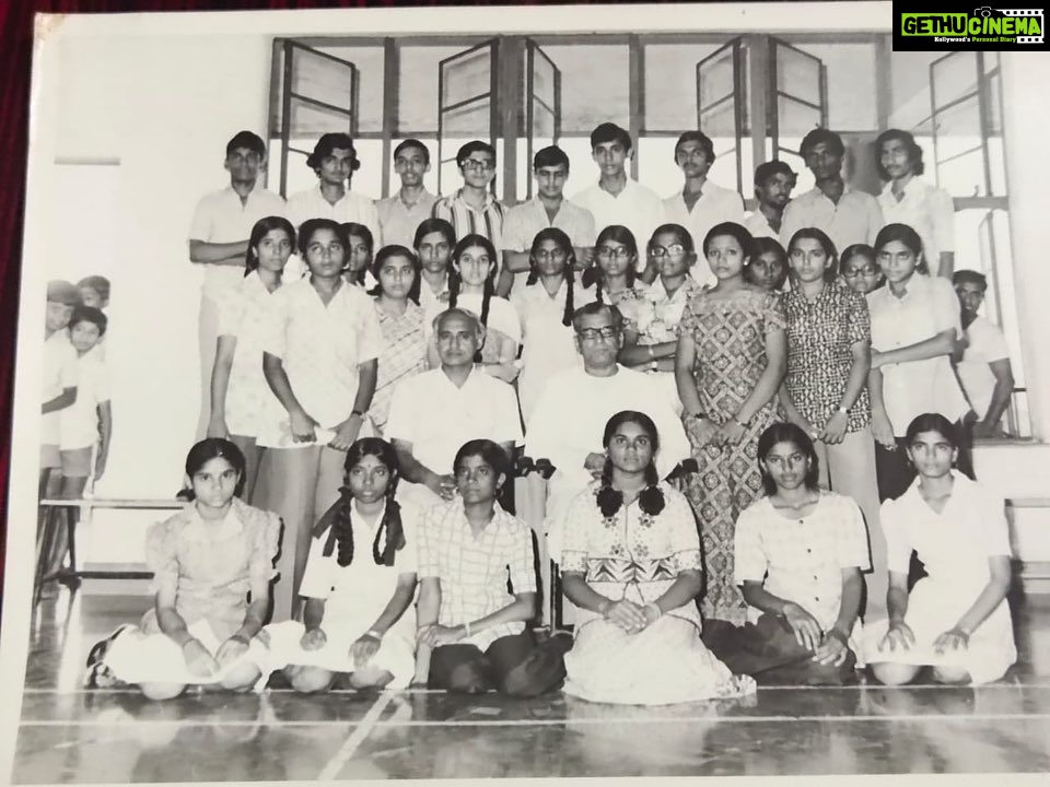 Poornima Bhagyaraj Instagram - A few of my dear teachers from #udayachalhighschool ,Vikhroli,mumbai, in the #godrejandboyce campus. Thank you so much for making into what we are today , for moulding us in the right way and showing us the right direction. I could get only a few pictures. Thank you all🙏🏼🙏🏼🙏🏼 Ms Jahina, Mr Trivedi,Ms Coelho, Mr Singh, Ms Rekha, , Mrs Pinto , Mr Nair, Mrs Ghatikar