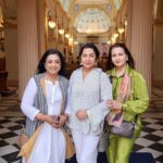 Poornima Bhagyaraj Instagram - Friends become family and celebrations become togetherness . Loved this short break @suhasinihasan @khushsundar @poonam_dhillon_ @sujataavijaykumar