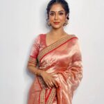 Poornima Indrajith Instagram – Eid Mubarak ✨🌙
Wardrobe: @pranaahbypoornimaindrajith 
HMU : @shoshank_makeup 
Jewellery: @pureallure.in