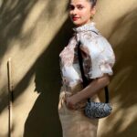 Prachi Deasi Instagram - My mom takes the best pictures 🥹 Sun-Daze! ☀️