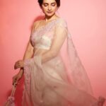 Prachi Deasi Instagram - 🌸🕊️ #lafzbheegehain @sufiscore Photography - @shivamguptaphotography Styling - @ankitamane11 Saree - @shilpsutra @ascend.rohank Jewellery - @jizai.in Potli - @oceana_clutches Managed by - @tarikasingh Hair - @little_hair_poetry Makeup - @abhishekindu