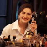 Prachi Deasi Instagram - Being bad never felt this good 😈🏆 #Gratitude 🙏🏻 #Forensic #Zee5 @sohamrockstrent @minifilmsofficial @furia_vishal @iconicgoldaward @deepakmukut @immansibagla @varun.bagla @hunarmukut @priyankabhatt @zee5 @zee5global #SohamRockstarEntertainment #DeepakMukut #MiniFilms #OTT #Zee5 #Forensic
