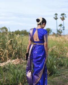 Pragathi Guruprasad Instagram - a few of my favorite things 🌿🥻 

shot by: @tarunkoliyot 
saree: @chithrakailash 
blouse: @wearhash 
jewelry: @rimliboutique
