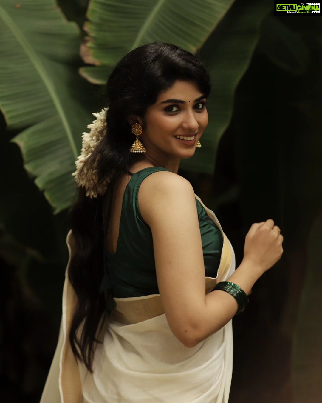 Pragya Nagra Instagram - Onam Ashamsakal 2023 ✨️ @pragyanagra Outfit: @devyash_designs Muah: @makeup_bhavani #onamspecial #style #love #instagood #like #photography #beautiful #photooftheday #follow #instagram #picoftheday #malayalam #bhfyp #kerala #mallu #instadaily #me #likeforlikes #smile #ootd #followme #beautiful #mallugram #mallu #2023 #onam #onamspecial #fashionstyle #photo #teamimpressionsstudio Chennai