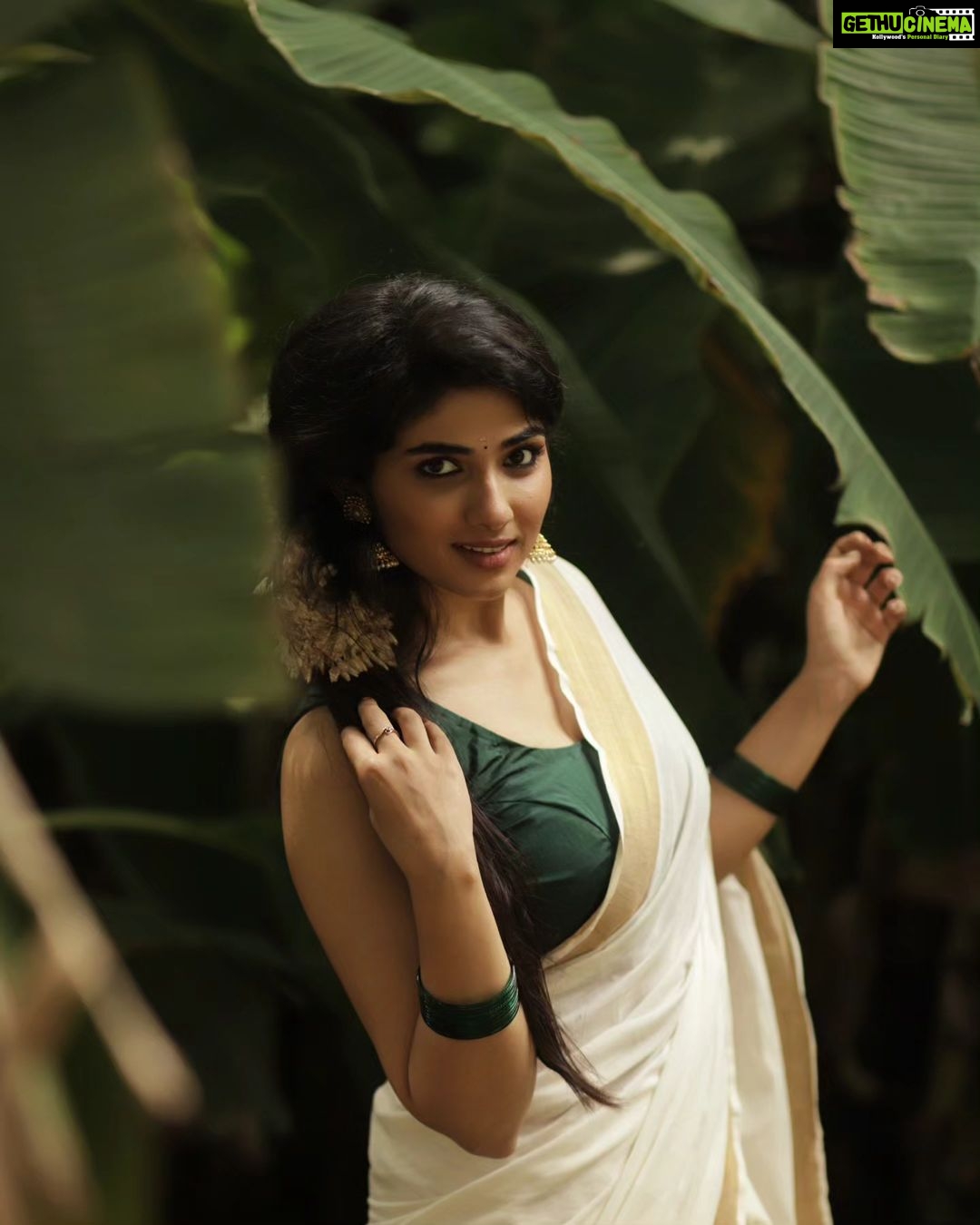 Pragya Nagra Instagram - Onam Ashamsakal 2023 ✨️ @pragyanagra Outfit: @devyash_designs Muah: @makeup_bhavani #onamspecial #style #love #instagood #like #photography #beautiful #photooftheday #follow #instagram #picoftheday #malayalam #bhfyp #kerala #mallu #instadaily #me #likeforlikes #smile #ootd #followme #beautiful #mallugram #mallu #2023 #onam #onamspecial #fashionstyle #photo #teamimpressionsstudio Chennai
