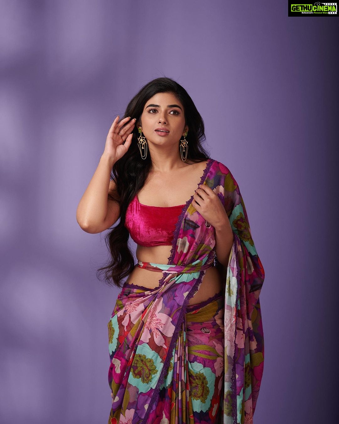 Pragya Nagra Instagram - WHAT JHUMKA!????✨💫 STARRING @pragyanagra Photography and post production @plan.b.actions by @jibinartist Styling @styled_by_arundev Wearing @devraagh Makeup: @makeup_by_shibinantony Studio @maxxocreative , @studio_maxxo PR @maxxo_celebrity Special thanks to @huwais.majeed #keralagirls #malayaligirl #malayalamcinema #malayalammovie #onam #telugugirls #teluguammayi #teluguactress #tamilgirls #telugugirl #telugucinema#tollywood #biggbosstelugu #telugureels #trending #hyderabad #telugustatus #teluguhot #tamilgirl #tamilponnu #telugumovies #telugusongs #telugubgm #samantha #tamilheroine