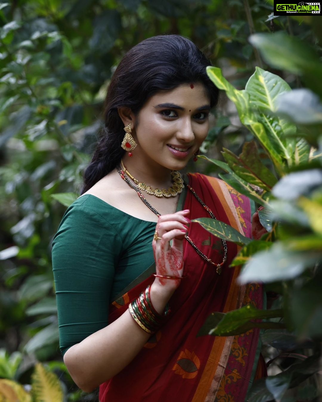 Pragya Nagra Instagram - YAMUNA Happy🤗❤️ Into the 3rd week💫 ✨️NADIKALIL SUNDARI YAMUNA✨️ @dhyansreenivasan @ajuvarghese @nirmal.palazhi @kalabhavan_shajohn @navas.vallikkunnu @unniraj2019 @rajeshazhikodan @aneeshgopalz @sohan_seenulal @aami_thasnim @vijesh_panathur @unnivellora @faisal_ali_dop @arunmuraleedharan_musical @sankarsharmaofficial @harinarayanan.b.k @manumanjith_s @sajeevchandiroor @sujithmattannur @jayanpoonkulam @prijin_jessy @anildev.k.nadesan @rathin_radhakrishnan @artmaniac_the_punkbro @muralikunnumpurath @vkumar0629 marty.martin_ @ajith_george_ag PC @santhosh_pattambi1 #NadikalilSundariYamuna #DhyanSreenivasan #AjuVarghese #watermanmurali #waterman #cinematicafilms #vijeshpanathur #unnivellora #vilaskumar #simimurali #Malayalamdramamovie #Malayalamnewmovie #malayalamcinema #malayalamcinema2023 #malayalammovie2023 #dhyannewmovie #sudheesh #bhanumathipayyannur #muralikunnumpurath #AjayMangad #aneeshgopal #nirmalpalazhi #navasvallikkunnunadikal