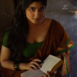 Pragya Nagra Instagram - The wait ! Featuring @pragyanagra from #nadhikalilsundariyamuna MUA @m.m_by_madonna Saree @ithal.india