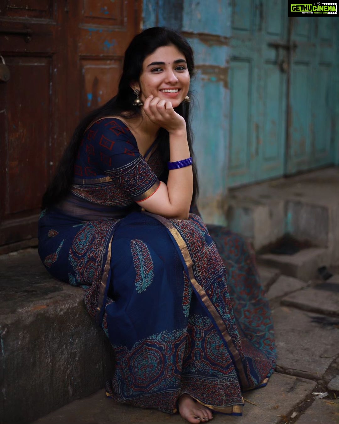 Pragya Nagra Instagram - காவிய புதன் @pragyanagra Team: @shotsbyuv @the.portrait.culture @sat_narain #fashion #style #love #instagood #like #photography #beautiful #photooftheday #follow #instagram #picoftheday #model #bhfyp #art #beauty #instadaily #me #likeforlikes #smile #ootd #followme #beautiful #fashionblogger #happy #cute #instalike #ramyapandian #fashionstyle #photo #teamimpressionsstudio Kabalishwaran Temple