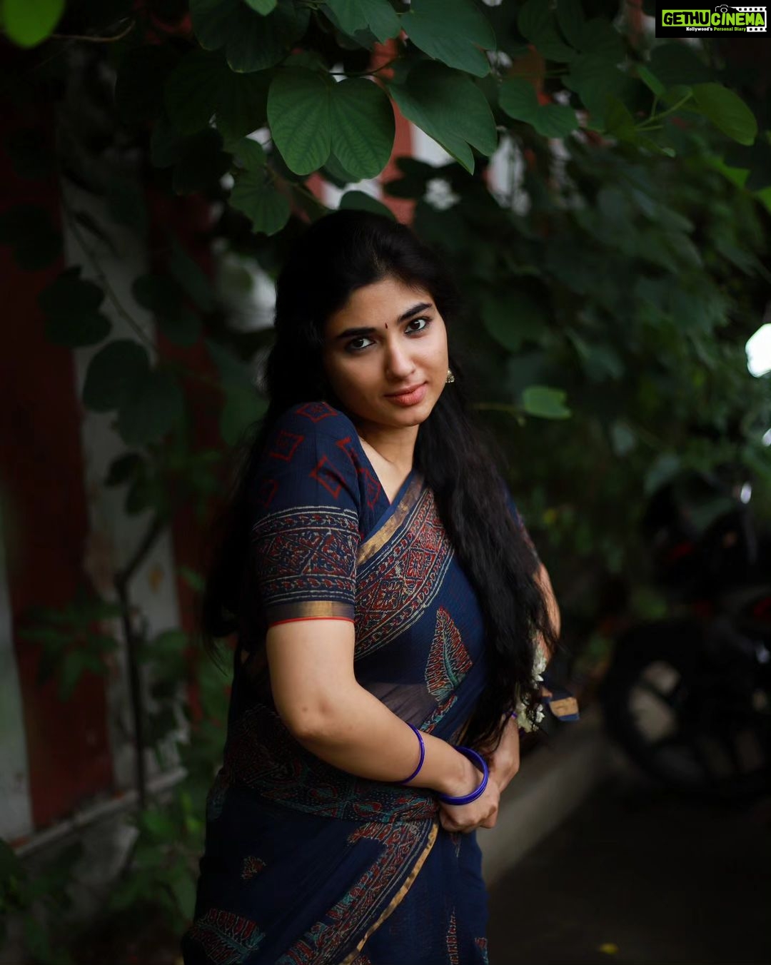 Pragya Nagra Instagram - காவிய புதன் @pragyanagra Team: @shotsbyuv @the.portrait.culture @sat_narain #fashion #style #love #instagood #like #photography #beautiful #photooftheday #follow #instagram #picoftheday #model #bhfyp #art #beauty #instadaily #me #likeforlikes #smile #ootd #followme #beautiful #fashionblogger #happy #cute #instalike #ramyapandian #fashionstyle #photo #teamimpressionsstudio Kabalishwaran Temple