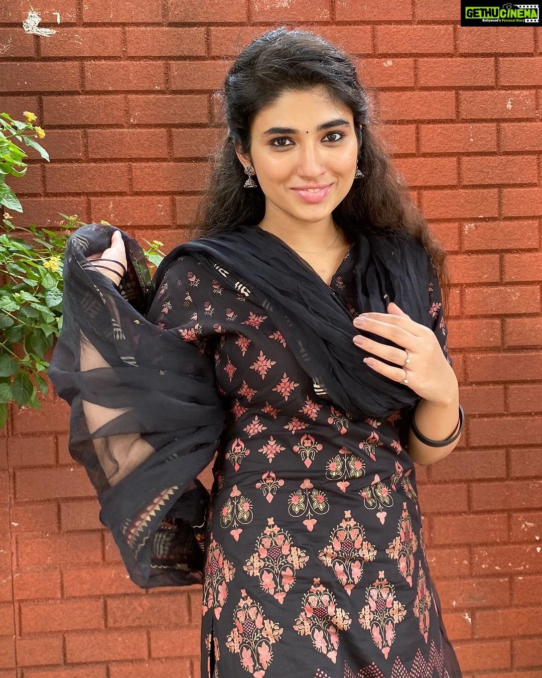 Pragya Nagra Instagram - ✨Fireflies💫 Costume Designer @vasukibhaskar #telugugirls #telugumemes #teluguammayi #teluguactress #tamilgirls #telugugirl #telugucinema #teluguboys #keralagirls #tollywood #biggbosstelugu #telugureels #uppena #hyderabad #andhrapradesh #telangana #telugustatus #teluguhot #tamilponnu #telugumovies #telugusongs #maheshbabu #krithishetty #vijaydevarakonda #telugubgm #buchibabusana #alluarjun #teluguwhatsappstatus #samantha #tamilheroine Ramoji Film City Hyderabad