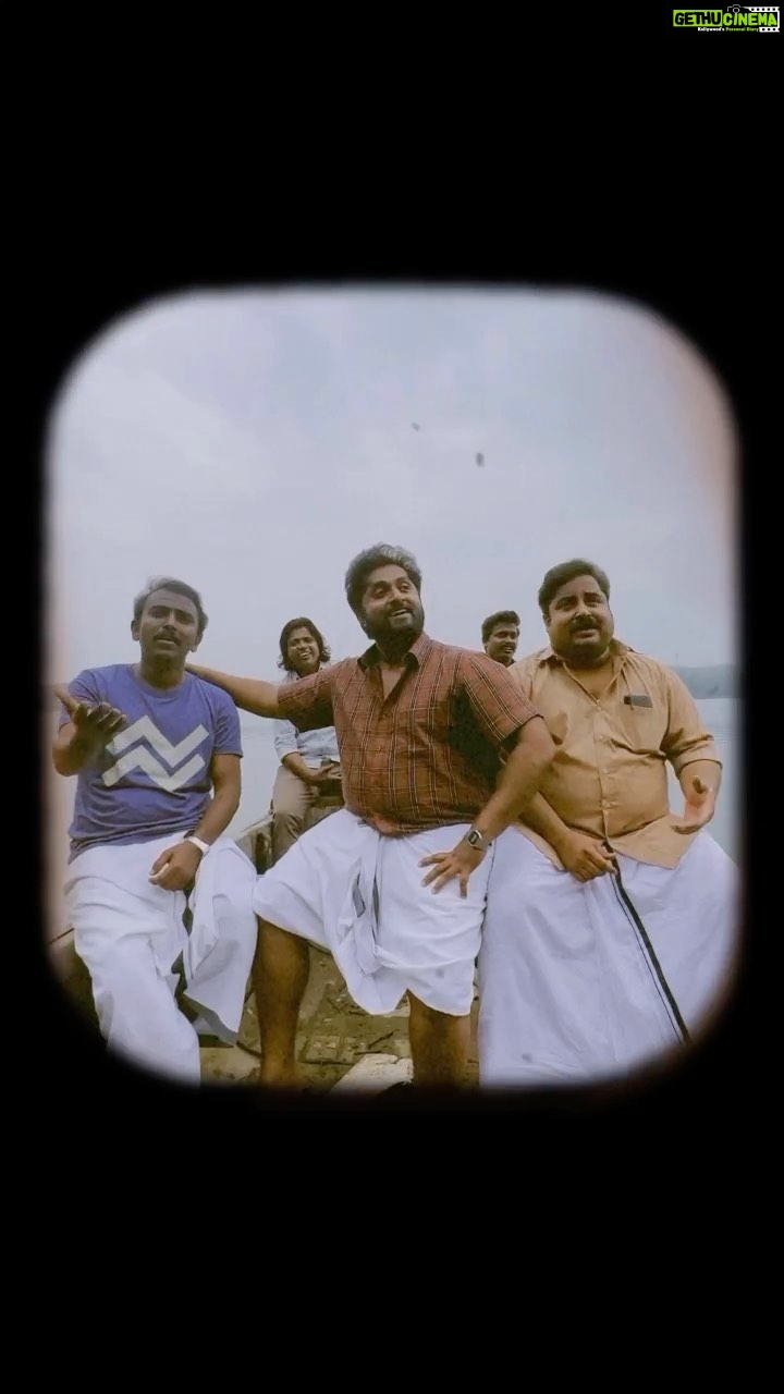 Pragya Nagra Instagram - Finally found Yamuna🌺 ✨️NADIKALIL SUNDARI YAMUNA✨️ Running successfully in theatres 💫 @dhyansreenivasan @ajuvarghese @nirmal.palazhi @kalabhavan_shajohn @navas.vallikkunnu @unniraj2019 @rajeshazhikodan @aneeshgopalz @sohan_seenulal @aami_thasnim @vijesh_panathur @unnivellora @faisal_ali_dop @arunmuraleedharan_musical @sankarsharmaofficial @harinarayanan.b.k @manumanjith_s @sajeevchandiroor @sujithmattannur @jayanpoonkulam @prijin_jessy @anildev.k.nadesan @rathin_radhakrishnan @artmaniac_the_punkbro @muralikunnumpurath @vkumar0629 marty.martin_ @ajith_george_ag #NadikalilSundariYamuna #DhyanSreenivasan #AjuVarghese #watermanmurali #waterman #cinematicafilms #vijeshpanathur #unnivellora #vilaskumar #simimurali #Malayalamdramamovie #Malayalamnewmovie #malayalamcinema #malayalamcinema2023 #malayalammovie2023 #dhyannewmovie #sudheesh #bhanumathipayyannur #muralikunnumpurath #AjayMangad #aneeshgopal #nirmalpalazhi #navasvallikkunnu