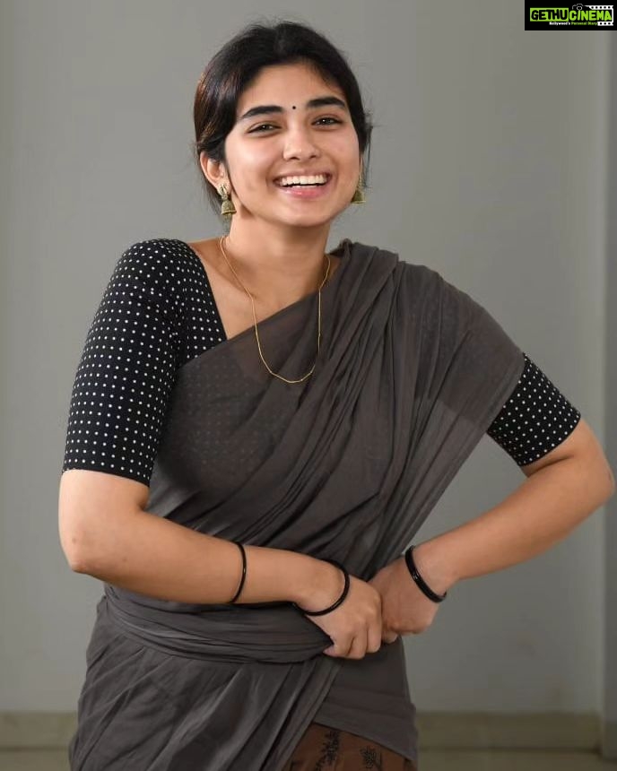 Pragya Nagra Instagram - Panammayi pt 2🌺 #telugugirls #telugumemes #teluguammayi #teluguactress #tamilgirls #telugugirl #telugucinema #teluguboys #keralagirls #tollywood #biggbosstelugu #telugureels #trending #hyderabad #andhrapradesh #telugustatus #teluguhot #tamilgirl #tamilponnu #telugumovies #telugusongs #maheshbabu #telugupeople #vijaydevarakonda #telugubgm #bollywood #alluarjun #teluguwhatsappstatus #samantha #tamilheroine