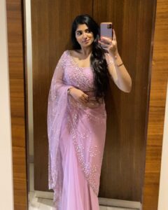 Pragya Nagra Instagram - What YAMUNA wore….🌺 Your favourite? #nadikalilsundariyamuna Kochi, India