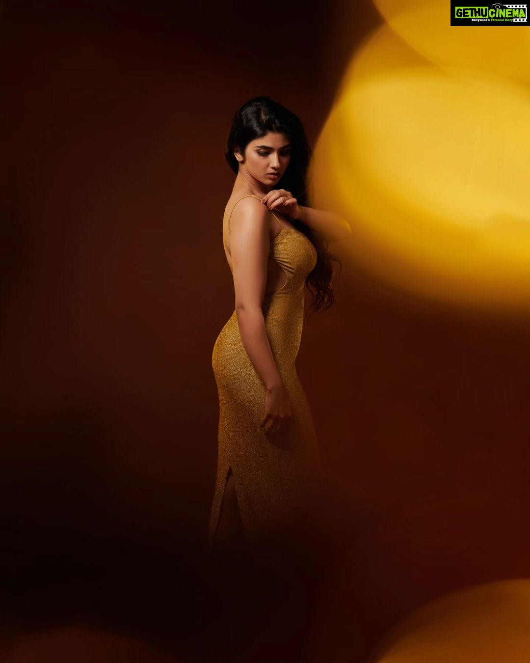 Pragya Nagra Instagram - ✨️GOLDEN GIRL✨️ STARRING @pragyanagra Photography and post production @plan.b.actions by @jibinartist Styling @styled_by_arundev Wearing @devraagh Makeup: @makeup_by_shibinantony Studio @maxxocreative , @studio_maxxo PR @maxxo_celebrity Special thanks to @huwais.majeed #telugugirls #telugumemes #teluguammayi #teluguactress #tamilgirls #telugugirl #telugucinema #teluguboys #keralagirls #tollywood #biggbosstelugu #telugureels #trending #hyderabad #andhrapradesh #telugustatus #teluguhot #tamilgirl #tamilponnu #telugumovies #telugusongs #maheshbabu #telugupeople #vijaydevarakonda #telugubgm #bollywood #alluarjun #teluguwhatsappstatus #samantha #tamilheroine