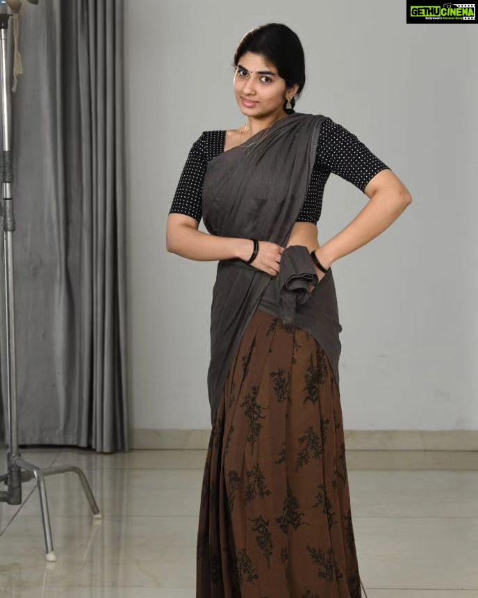 Pragya Nagra Instagram - Panammayi pt 2🌺 #telugugirls #telugumemes #teluguammayi #teluguactress #tamilgirls #telugugirl #telugucinema #teluguboys #keralagirls #tollywood #biggbosstelugu #telugureels #trending #hyderabad #andhrapradesh #telugustatus #teluguhot #tamilgirl #tamilponnu #telugumovies #telugusongs #maheshbabu #telugupeople #vijaydevarakonda #telugubgm #bollywood #alluarjun #teluguwhatsappstatus #samantha #tamilheroine