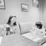 Pranitha Subhash Instagram - Sunday breakfast date with the fam : scanning the menu like we’re going to actually have all that!