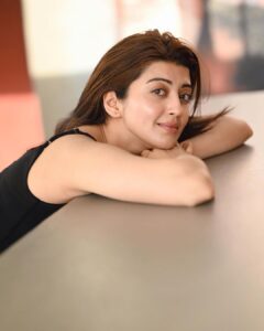 Pranitha Subhash Instagram - Let me know what song goes with these pictures