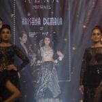 Pranitha Subhash Instagram - Nothing beats the aura of walking the ramp! Siima Pre Event in Bangalore ✨