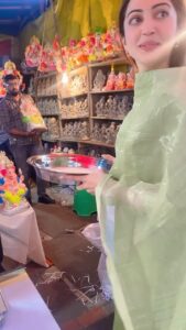 Pranitha Subhash Instagram - Happy Ganesh Chaturthi ✨🙏🏻 Gowri Ganesha Habbada Shubhashayagalu PS : mother-in-law and sister-in-law did 95% of all the preparations ! Specially the kadubus.