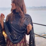 Pranutan Bahl Instagram - “just give me a minute na”