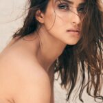 Pranutan Bahl Instagram - kya aap close ups karte hai? ( I’m so lame man🤦‍♀️)