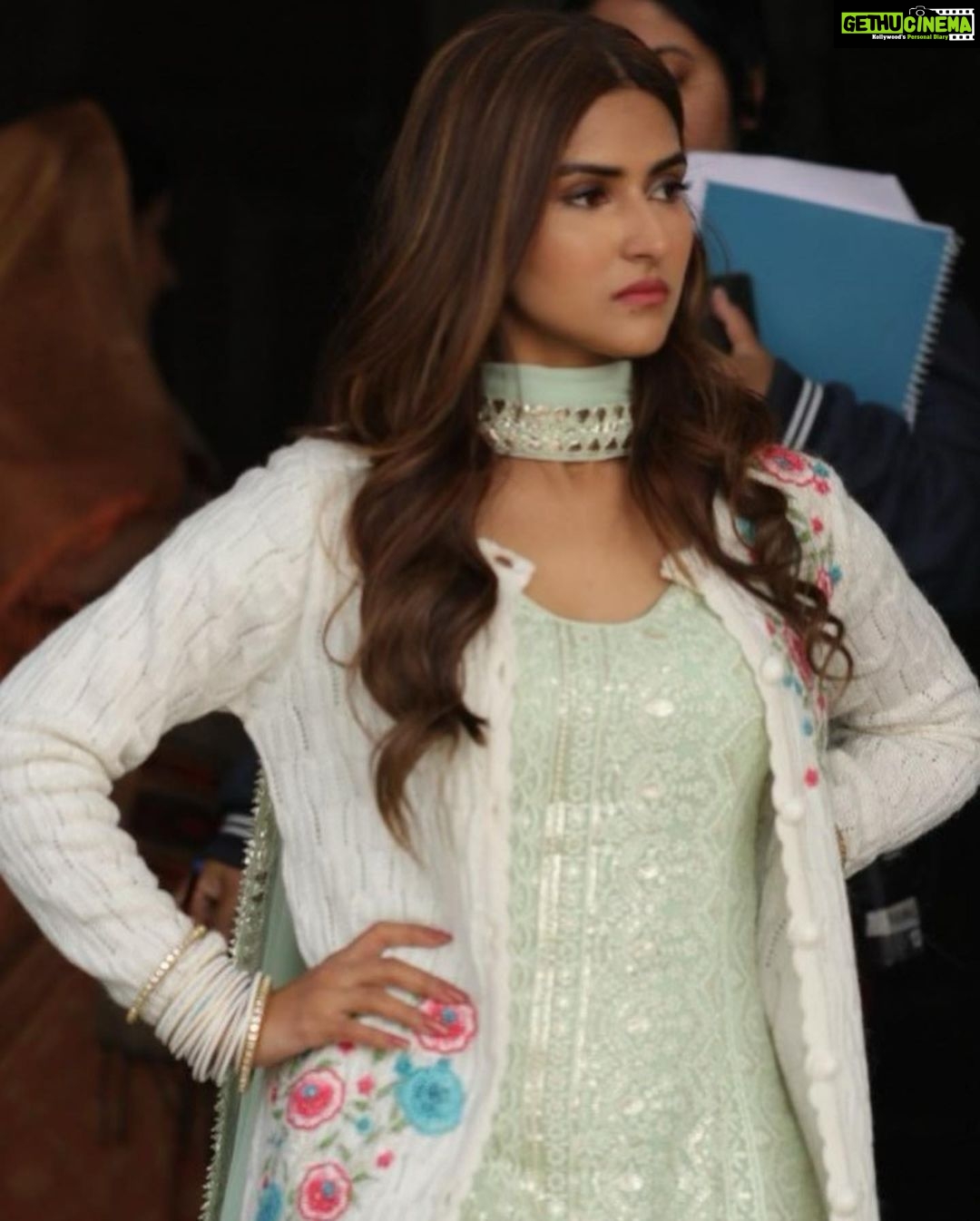 Pranutan Bahl Instagram - when spot dada says “naashta toh khatam ho gaya”