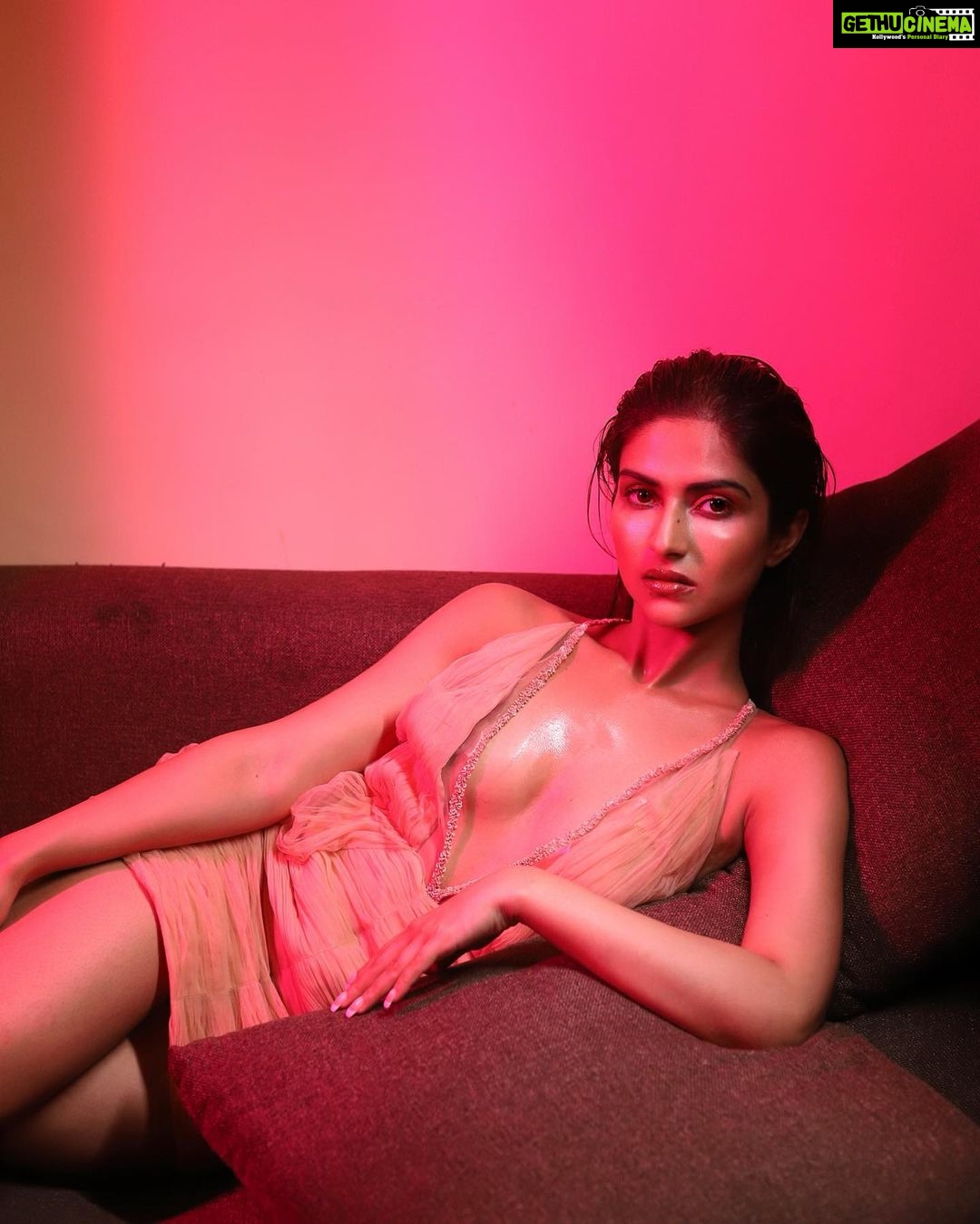 Pranutan Bahl Instagram - tbh I prefer nightsuits ☺️
