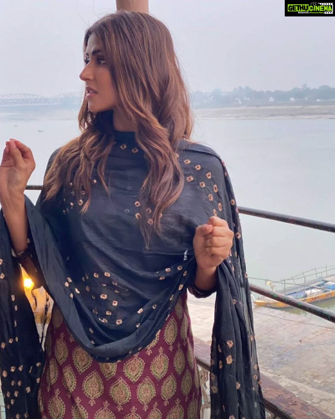 Pranutan Bahl Instagram - “just give me a minute na”