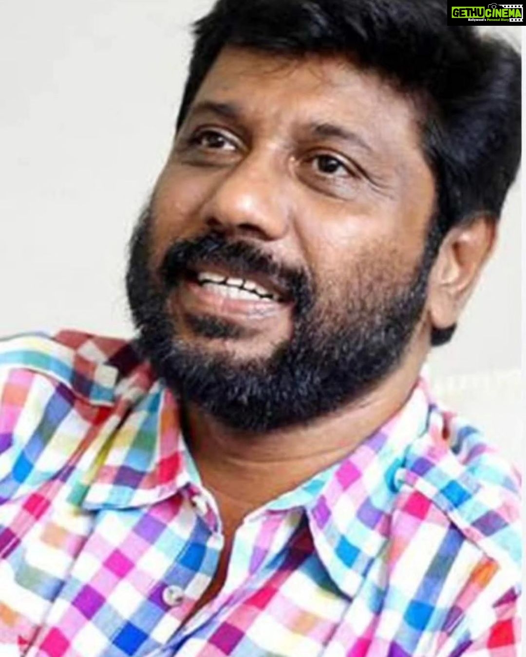 Prasanna Instagram - I am heart broken to know the demise of a wonderful human being, an excellent director, siddiq sir. After working with huge stars like #Vijay anna, #surya anna n #captainVijaykanth , when everyone else were against casting me, he stood by his words and gave me #SaadhuMirandaa . A man of such strong character and integrity. No one can forget his films like #Friends , #EngalAnna , #Kaavalan and many more in Malayalam. I will miss you dearly sir. π