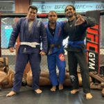 Prateik Babbar Instagram – about yesterday.. 

old habits die hard.. #oss 🤙🏽🥋🥷

📸 @priyabanerjee ♾️

#Ateam #bjj #2023 #LFG UFC GYM Bandra