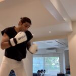 Prateik Babbar Instagram - lately.. 🗑️🩶