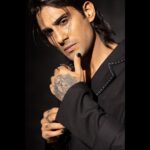 Prateik Babbar Instagram - 🖤