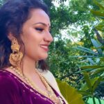 Pratheeksha G Pradeep Instagram - One more Onam is coming to remind us...💜 VC @vipinraj_cinematogrpher_ Jew @jewellish_rental_jewels #onam #photographer #coustum #reelsinstagram Thiruvananthapuram, Kerala, India