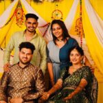 Pratheeksha G Pradeep Instagram - 💛💙💚 @divya_29_96 @sagar191991 @poojari_dipesh Coustum @nova_fashion_boutique_by_brind #mehendi #bro #mumbai #cermony