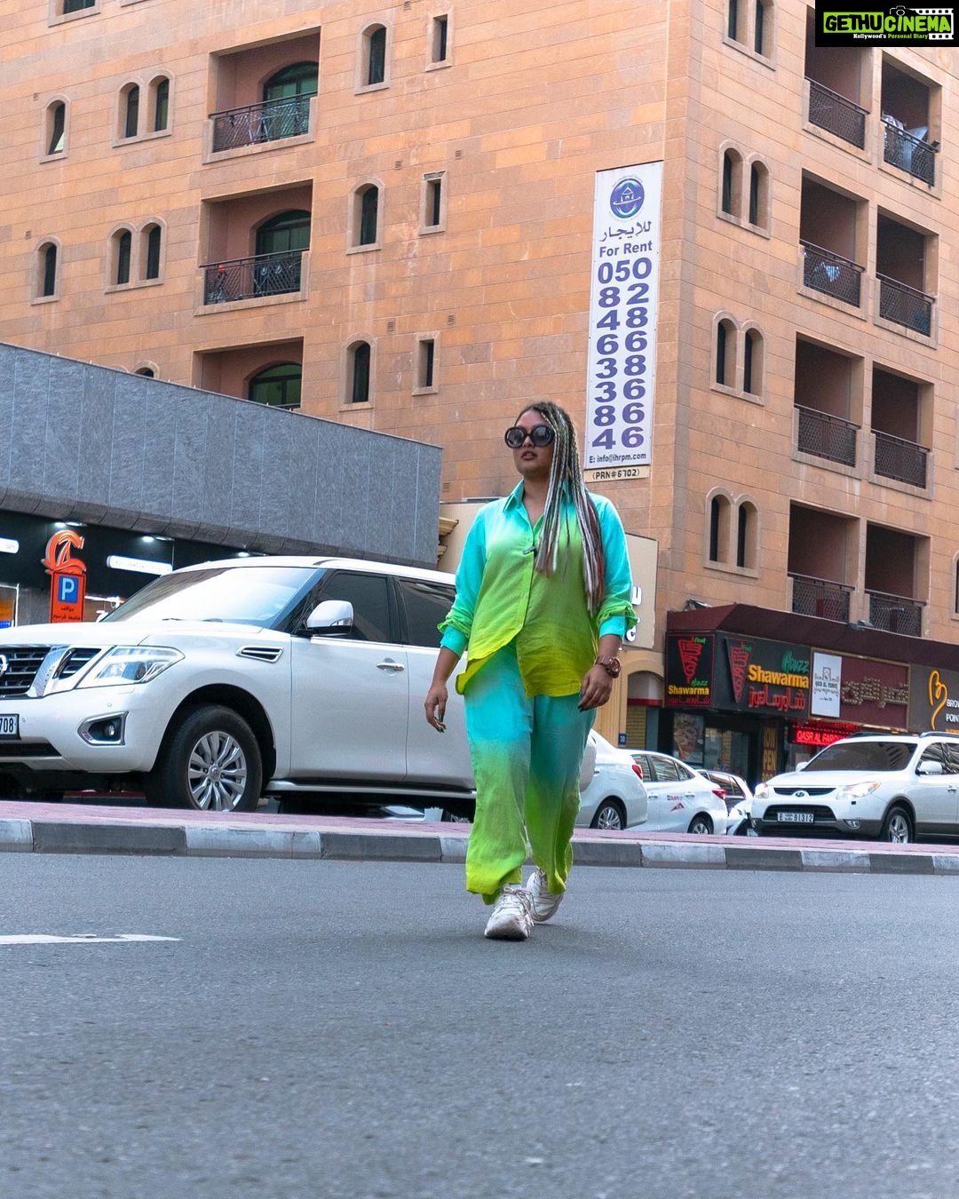 Prayaga Martin Instagram - Thanks to the Stylish Prayaga for wearing Resha on the streets of Dubai. 📸@the.sehal Dubai, United Arab Emirates