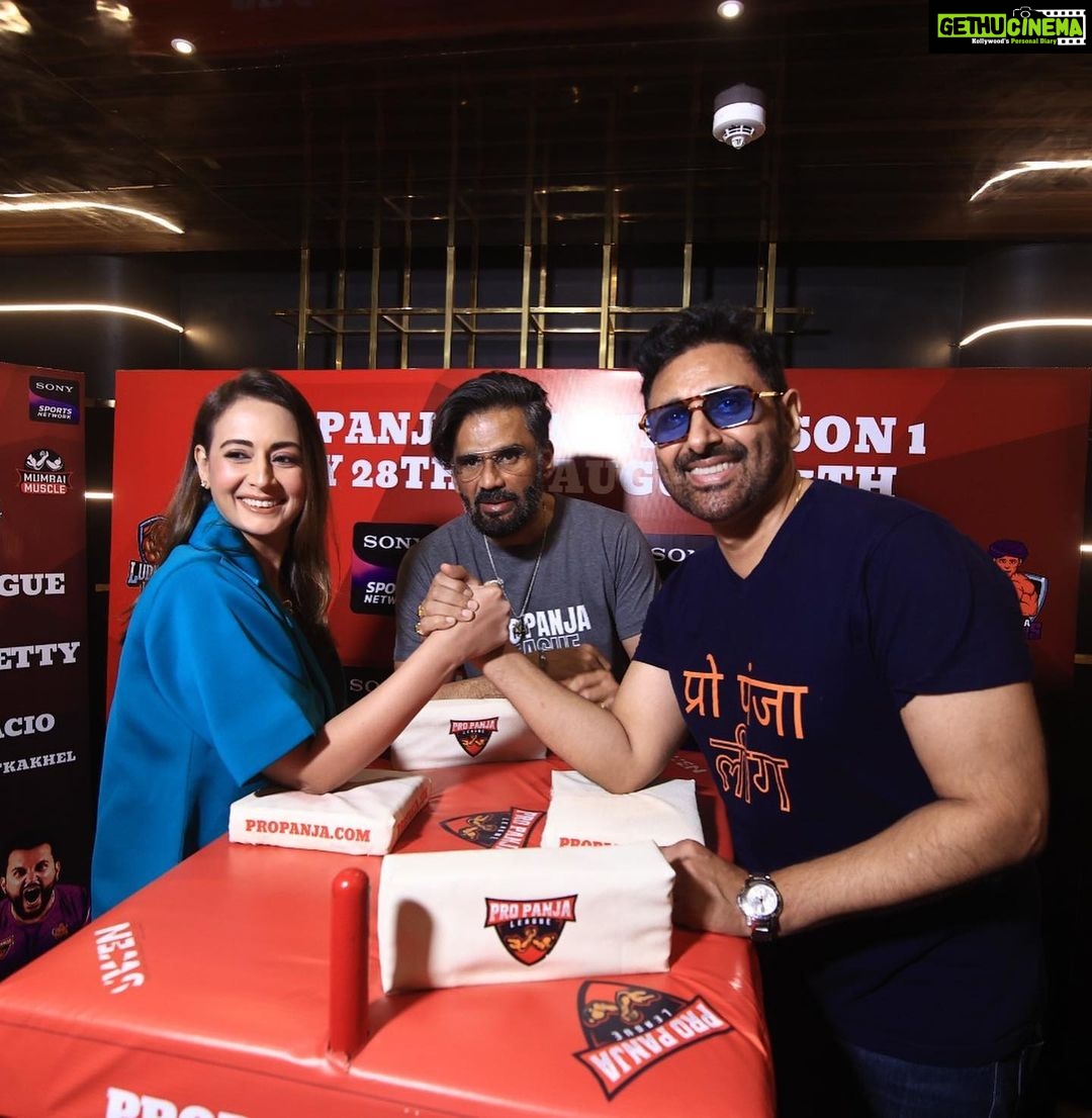 Preeti Jhangiani Instagram - Great press meet with @suniel.shetty sir yday and @jhangianipreeti @propanjaleague now showing on @sonysportsnetwork 🔥🔥🔥 Mumbai, Maharashtra