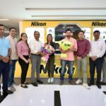 Preeti Jhangiani Instagram - Always great to go to the @nikonindiaofficial office and chat with @sajjank1 San, Jitendra San, Subhash San and the rest of the brilliant team…got to check out the latest #NikonZ8 as well ✌🏻