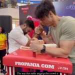 Preeti Jhangiani Instagram - Everybody wants to come to this table! 💪🏻🔥 #LagaPanja kyu ki ye hai #BharatKaKhel! 🫶🏻 Celebrate this Friendship’s Day with your friends at the @selectcitywalk & win some exciting & exclusive Pro Panja League Merchandise! ✨ #happyfriendshipday