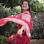 Preetika Rao Instagram - Magical Mumbai Weather And Me! ❤️ #instagramreels #india #trendingsongs 🧿 @preetika_pree