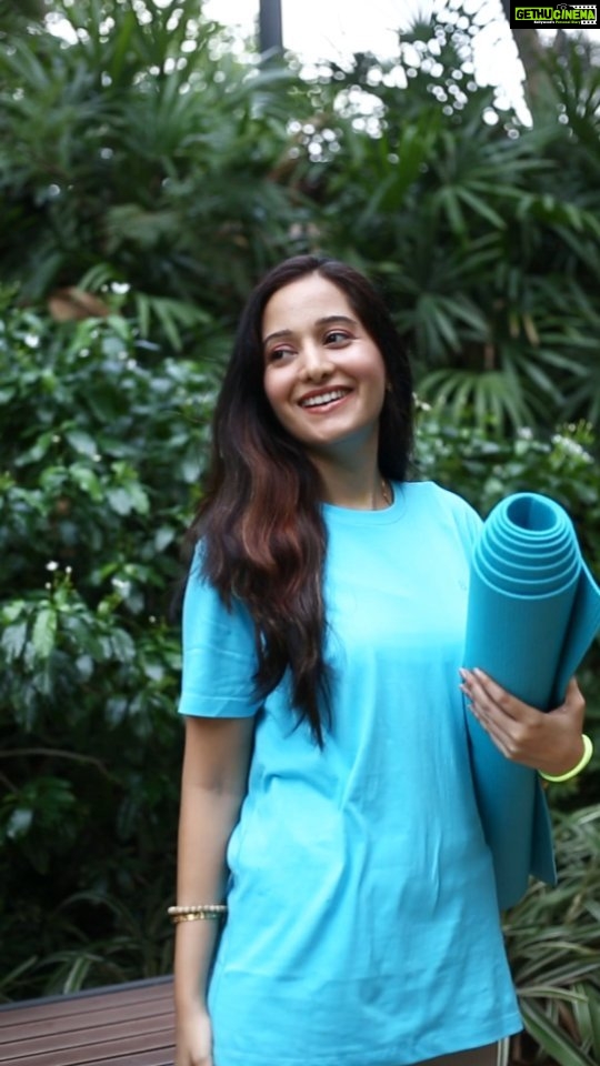 Preetika Rao Instagram - Yoga Day Greetings Everyone 🙏 🇮🇳 from BYOGI @byogi.official at @artofliving & Preetika Rao @preetika_pree who is sporting our collection... Stay Healthy! Stay Fit ! Stay Stress Free ! Stay Happy ☺️ Is that a promise? :) Happy International Yoga Day 🧘‍♀️🧘 #yoga #internationalyogaday #artofliving #preetikarao